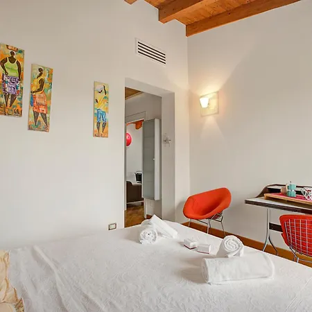 Morgante Salo-lake View & Parking - Happy Apartment *