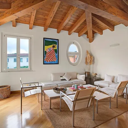 Morgante Salo-lake View & Parking - Happy Apartment